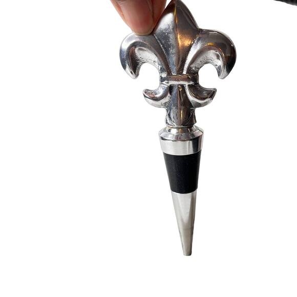 Arthur Court French Lily Bottle Stopper Wine Topper Silicone Saver Artisan - Picture 1 of 8